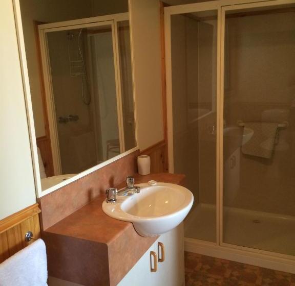 בית מלון כפרי Warby Cottage