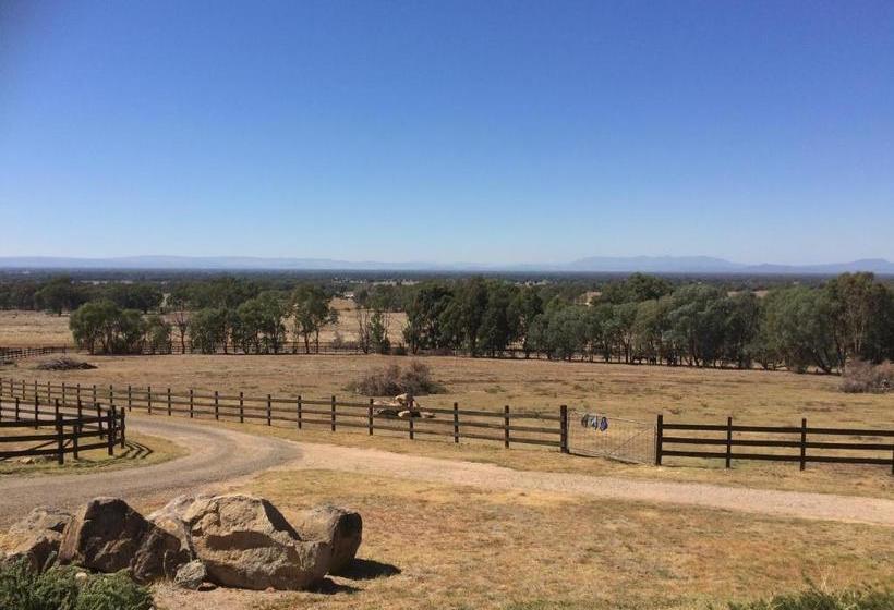 בית מלון כפרי Warby Cottage