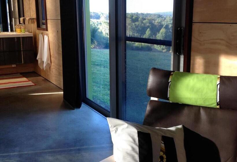 פנסיון Bed + Bauhaus