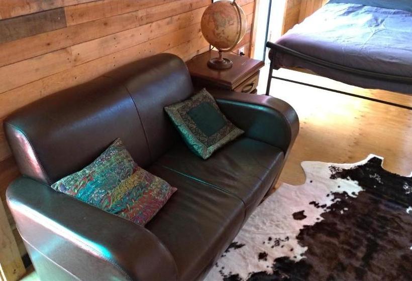 هاستل Alice's Secret Travellers Inn