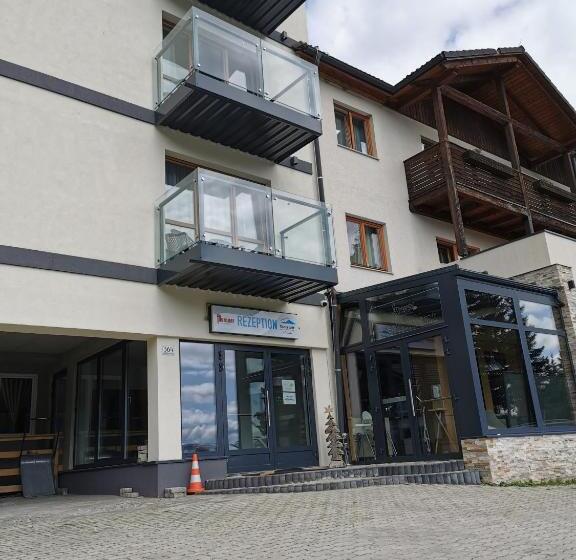 ユースホステル Alpengasthof Tanzstatt