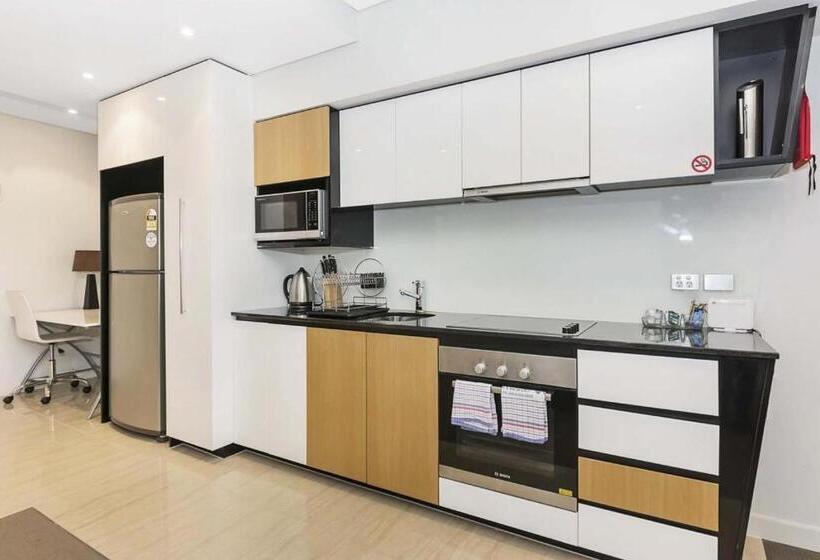 Astra Apartments Perth   Zenith