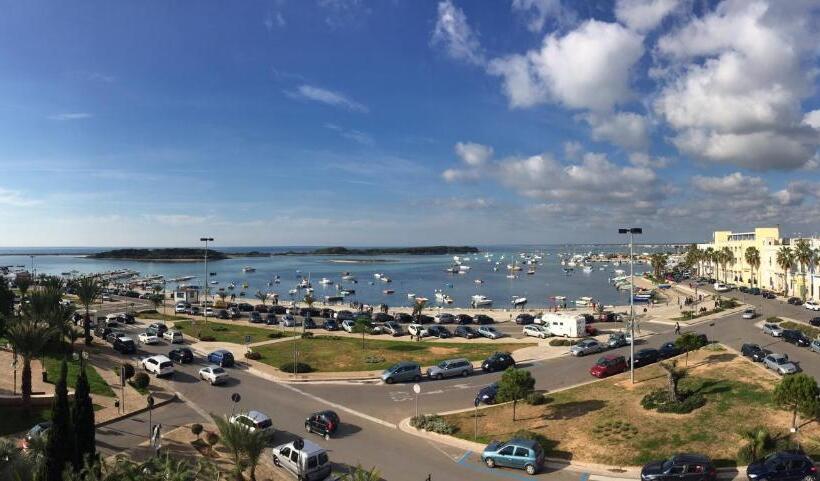 تختخواب و صبحانه Quilungomare