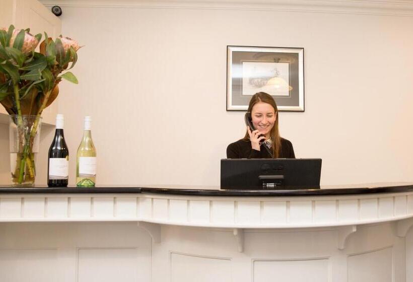Centralpoint Motel
