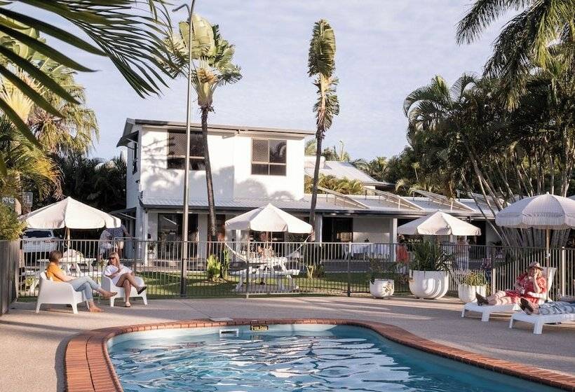Kinka Palms Motel