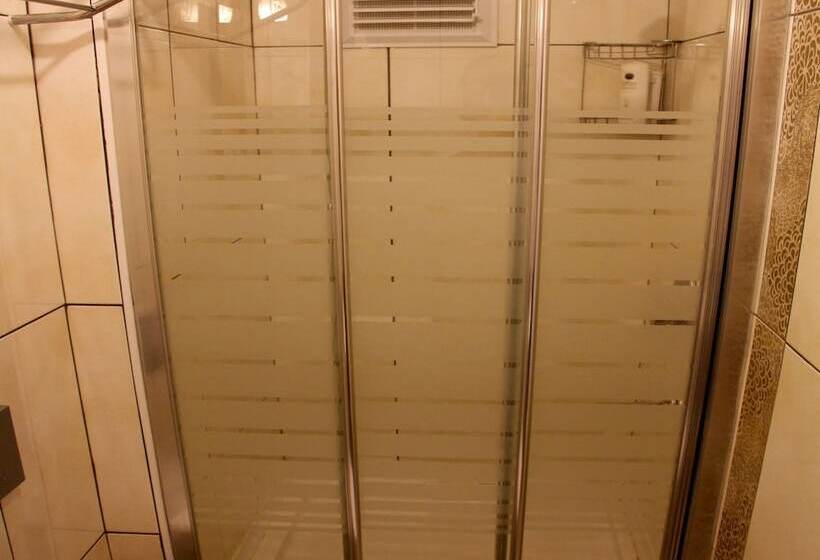 Limon Otel