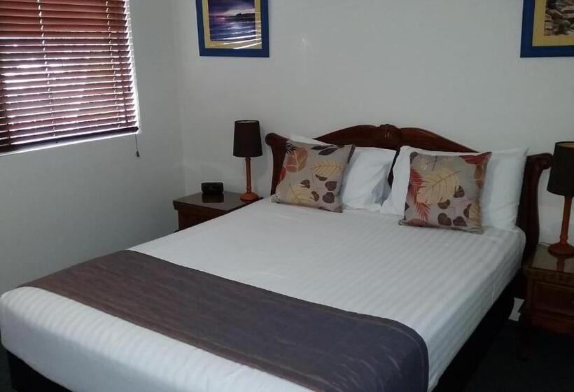 모텔 Rose Bay Resort