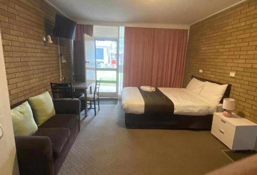 فندق على الطريق Warrina Motor Inn Wodonga Cbd