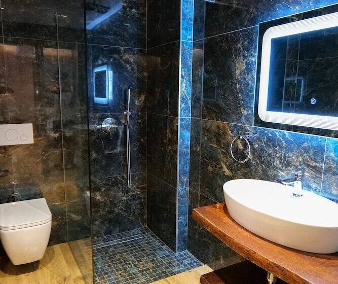 پانسیون Bora Bora Hotel Ksamil
