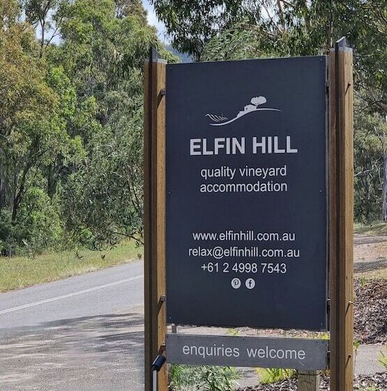 پانسیون Elfin Hill Vineyard Accommodation