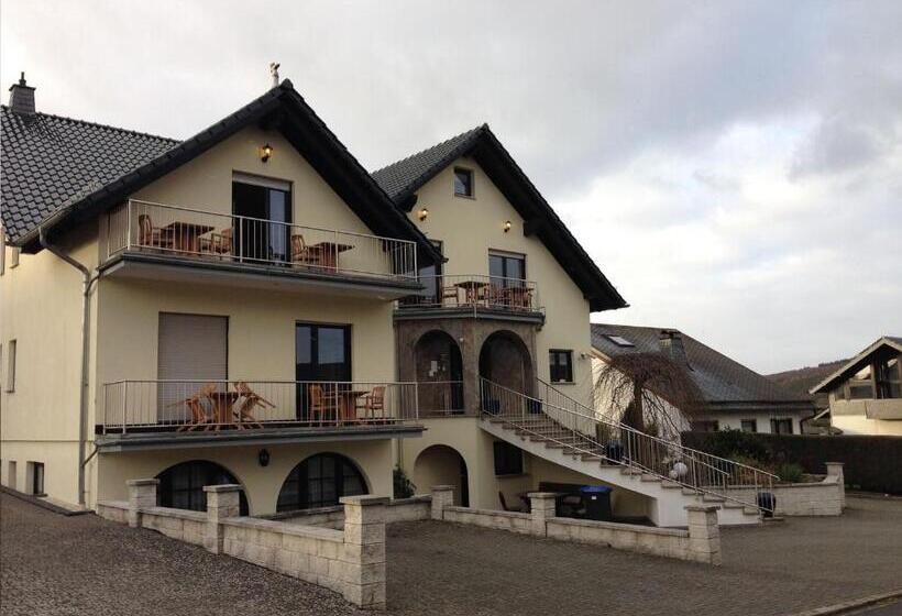 ペンション La Lanterna