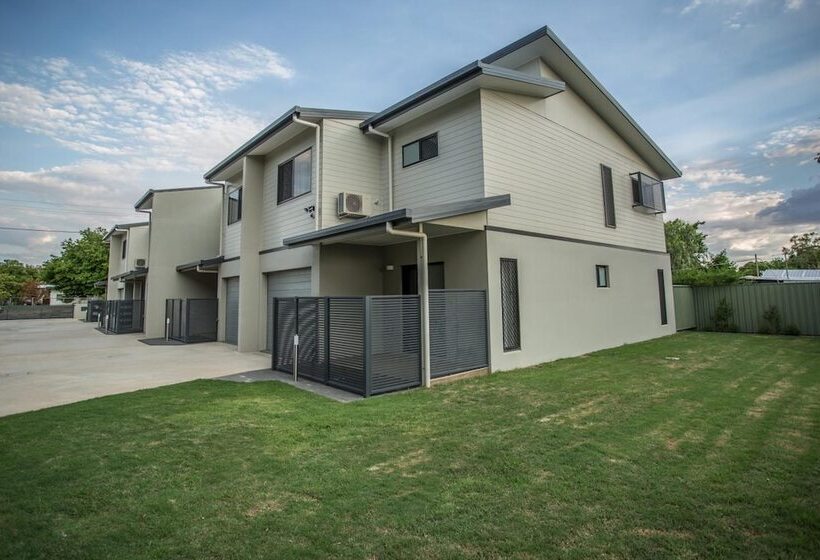 Spinifex Motel And Serviced Apartments