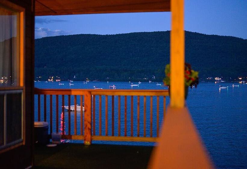 هاستل Lake Crest Inn