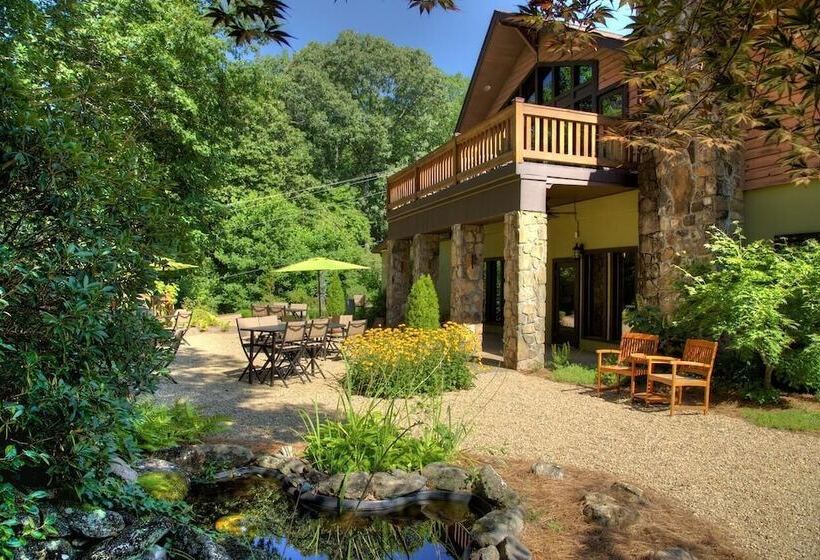 فندق صغير Sylvan Valley Lodge & Cellars