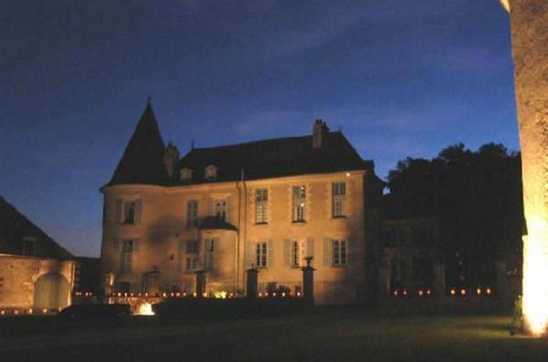 ベッドアンドブレックファースト Château De Beaujeu