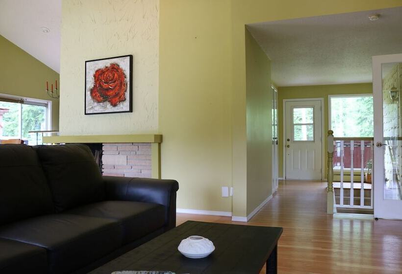 مبيت وإفطار Mulvehill Creek Wilderness Inn