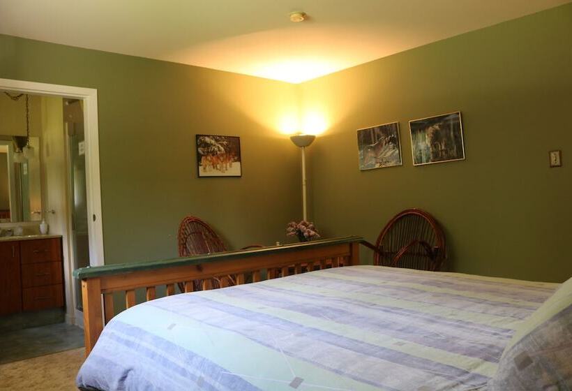 مبيت وإفطار Mulvehill Creek Wilderness Inn