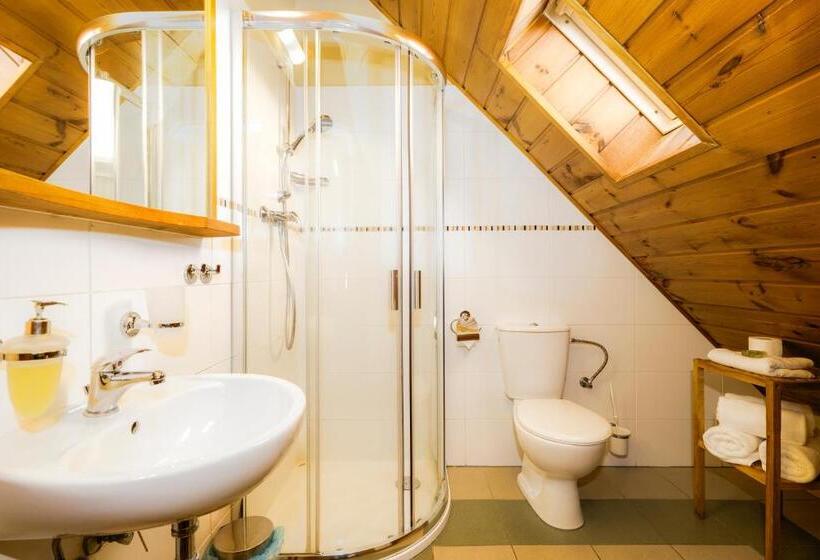 בית מלון כפרי Leyla