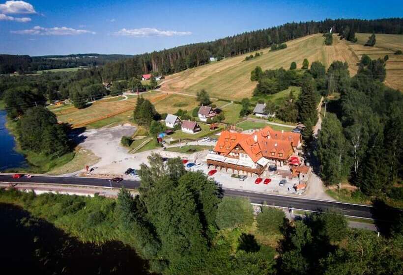 בית מלון כפרי Leyla