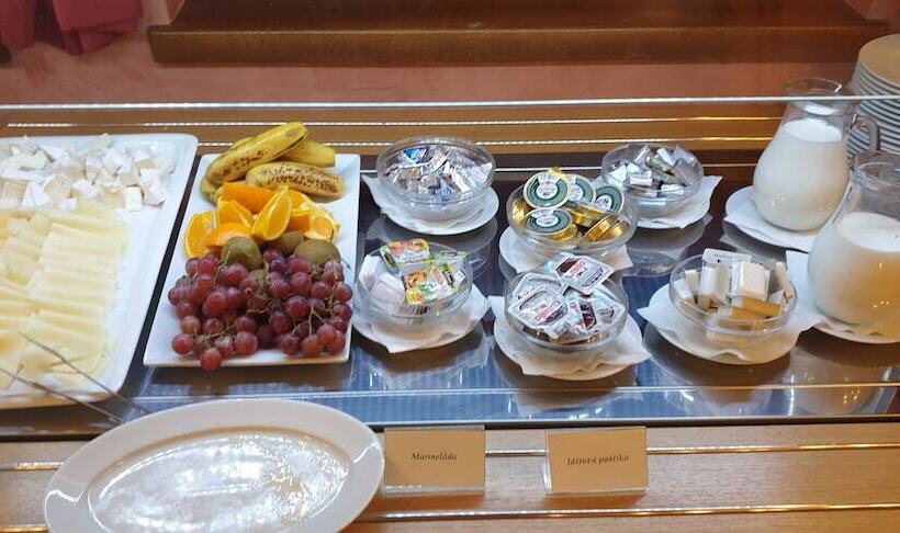 בית מלון כפרי Leyla