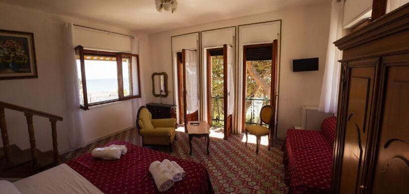 فندق Villa Sarina
