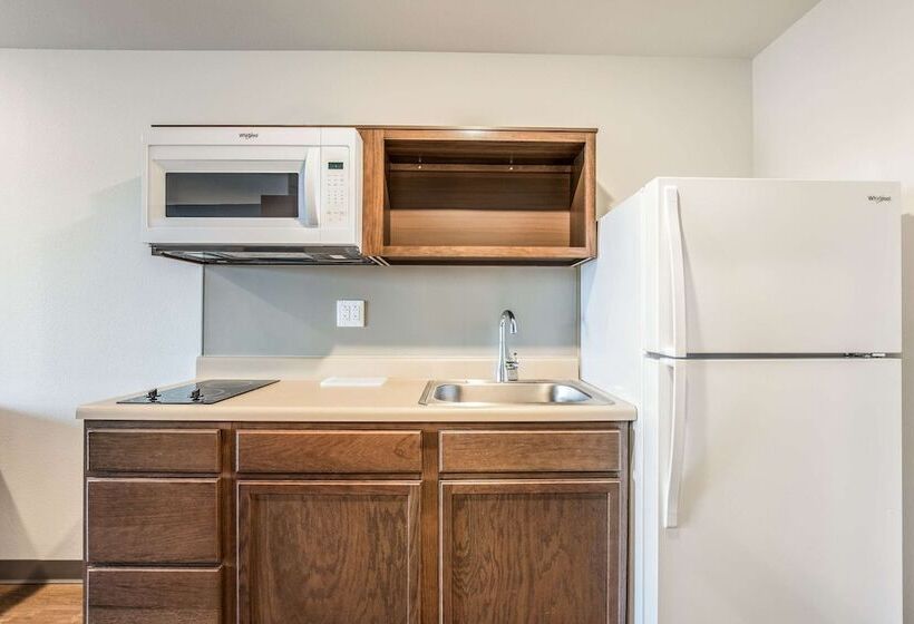 בית מלון כפרי Woodspring Suites Chicago Midway