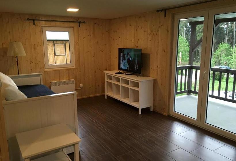 פנסיון Penzion Nike Trio Riviera