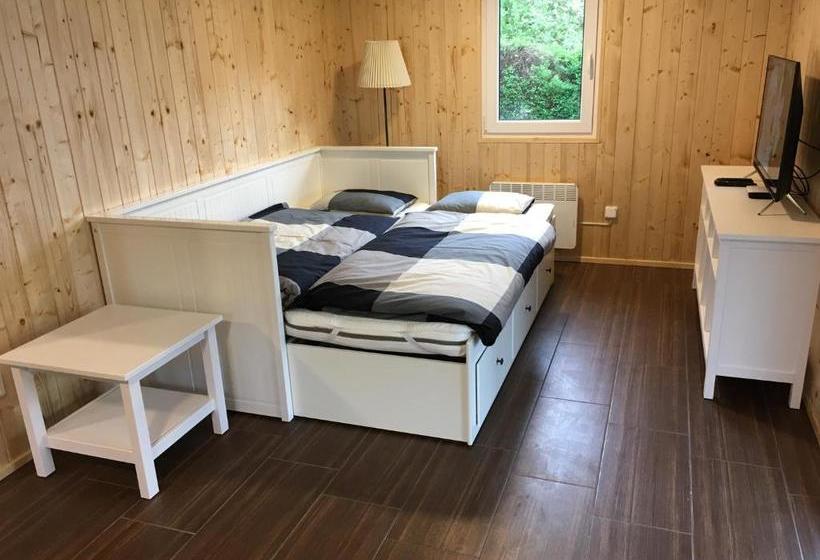 פנסיון Penzion Nike Trio Riviera