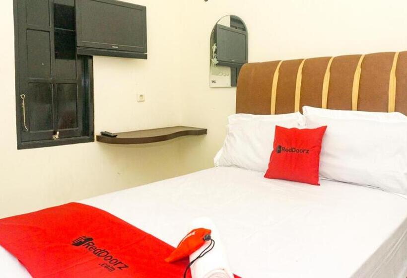 بنسيون Reddoorz Near Sentani Airport Jayapura