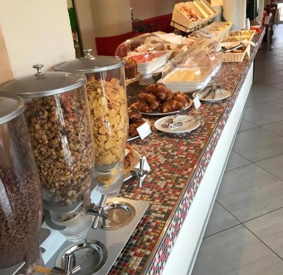 Pfa Hotel La Darsena   Follonica