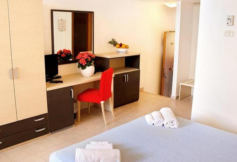 Pfa Hotel La Darsena   Follonica