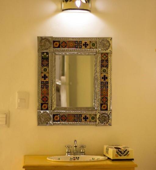 ユースホステル Hostal Tlaquepaque