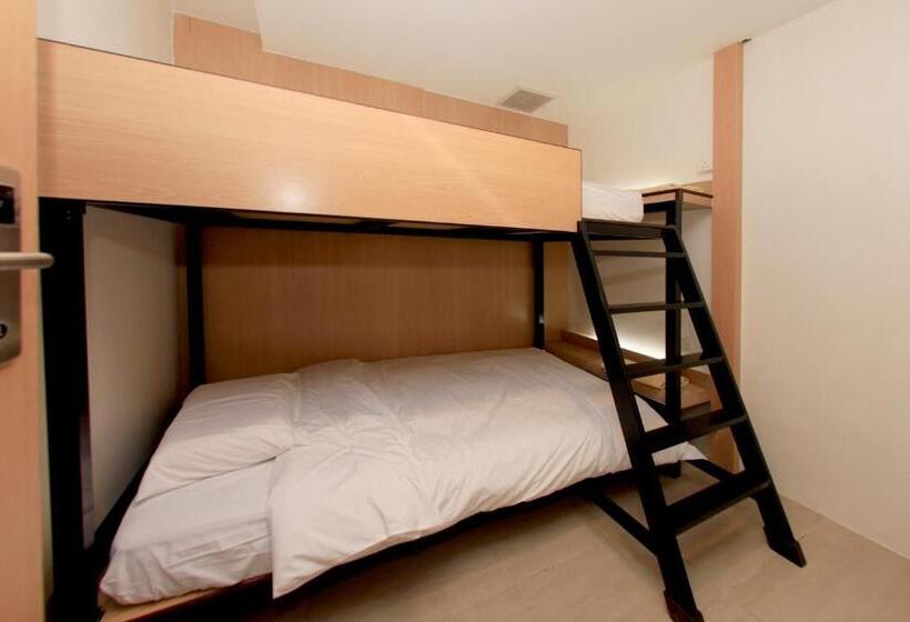 Капсульный Oтель Mp Hostel