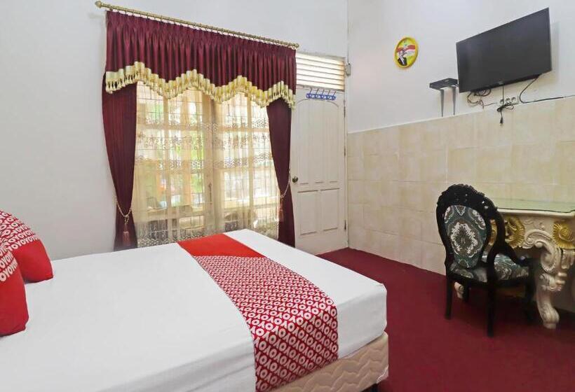 هتل Oyo Life 2899 Ardilia Kost