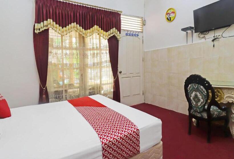 هتل Oyo Life 2899 Ardilia Kost