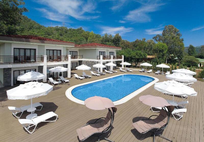 Fortezza Beach Resort