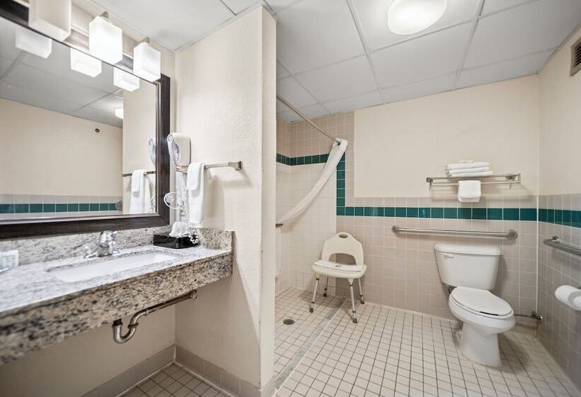 فندق Americinn By Wyndham Ames