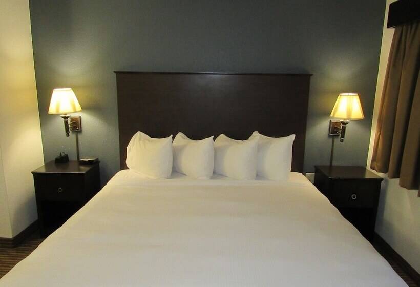 هتل Americinn By Wyndham Menominee