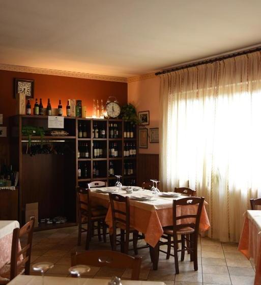 호텔 Albergo Dei Bersaglieri