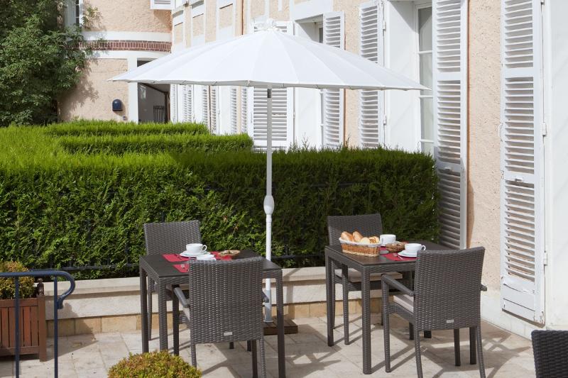 酒店 Hôtel Saintlaurent, The Originals Relais