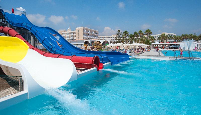 هتل Louis Phaethon Beach