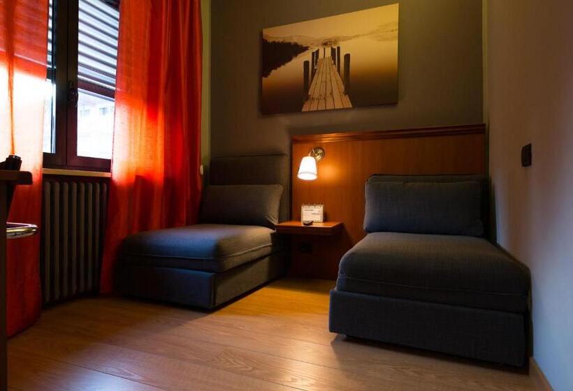 هتل Rinaldo Apartments
