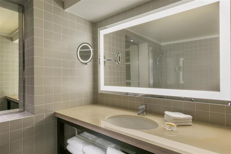 هتل Sheraton Bucharest