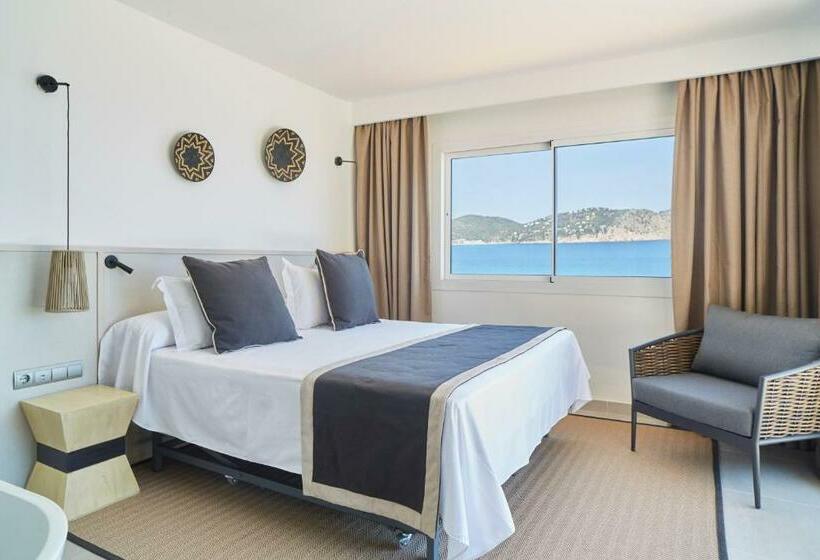 Invisa Hotel Club Cala Verde