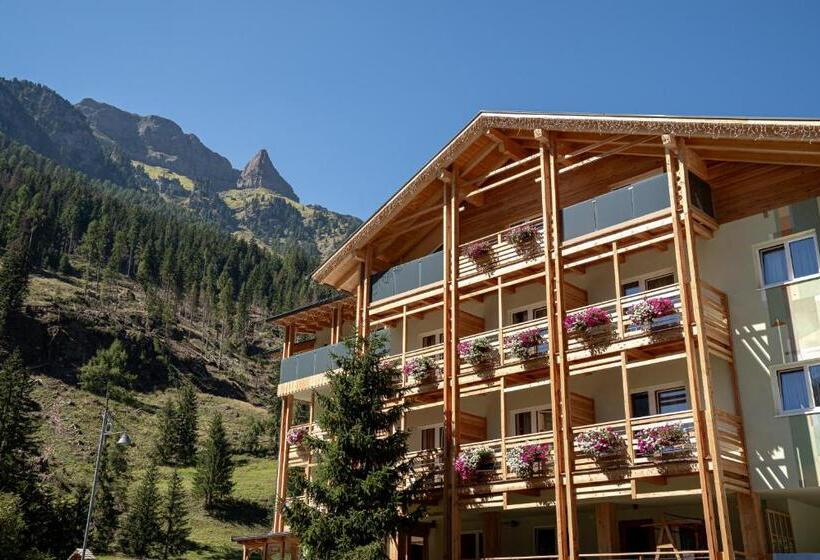 هتل Albergo Garni Edy