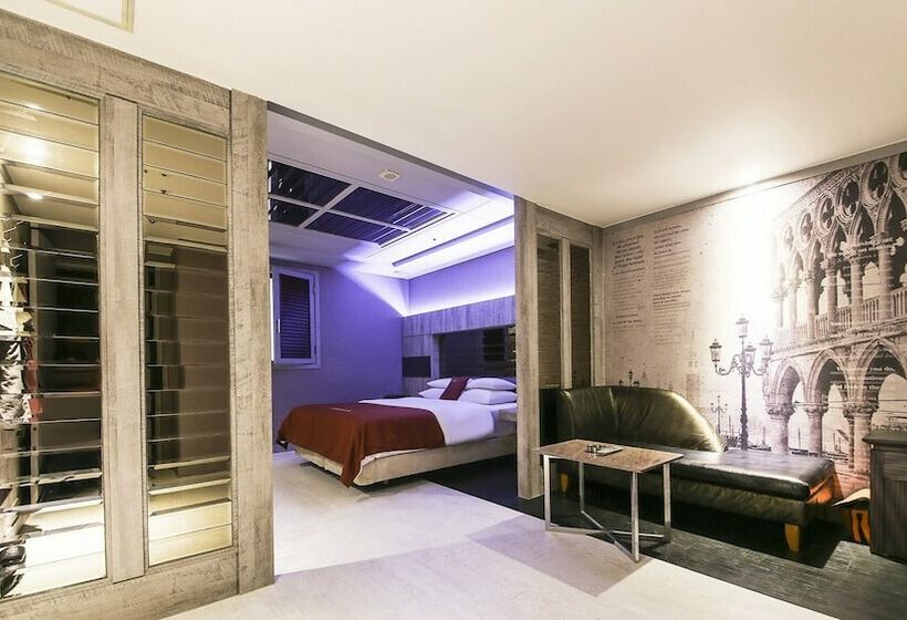 Hotel On
