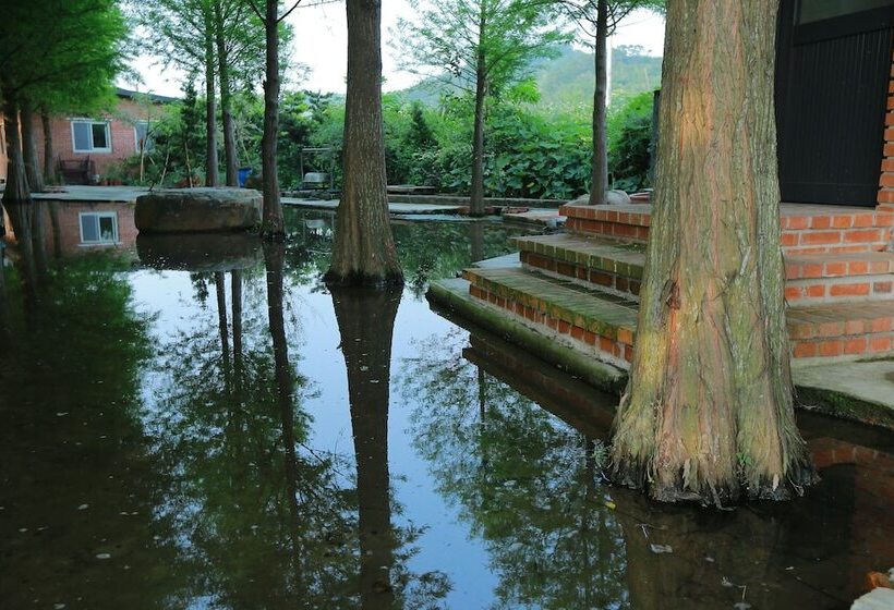 هتل Urarakana B&b