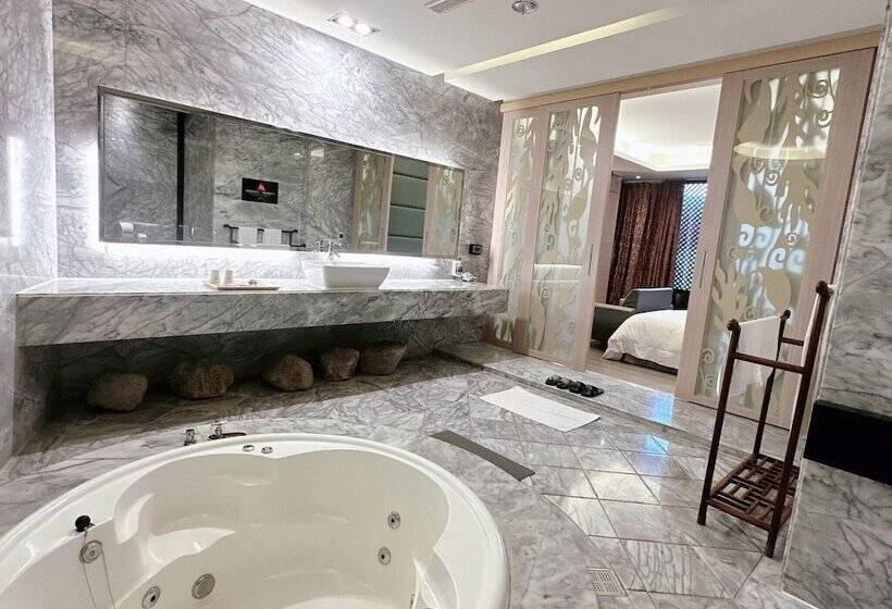 Orient Luxury Villa Motel