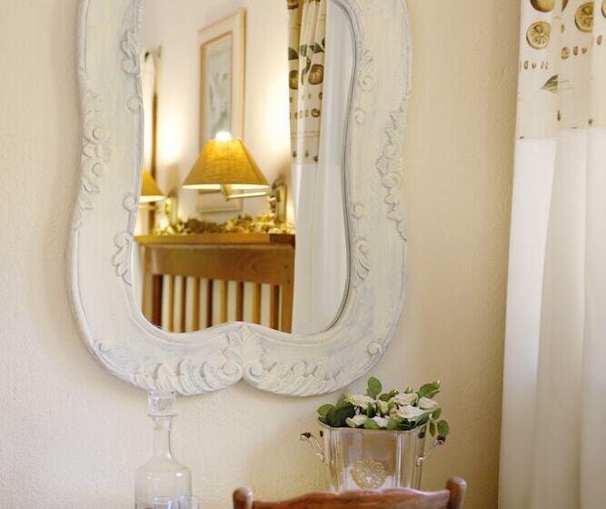 هتل Almar View Guest House