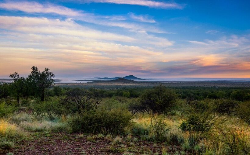 هتل Lush Private Game Lodge